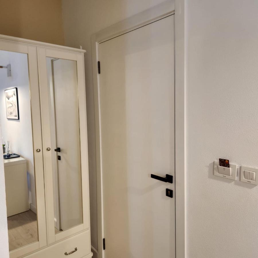 My Room Accommodation Curtea de Argeş المظهر الخارجي الصورة