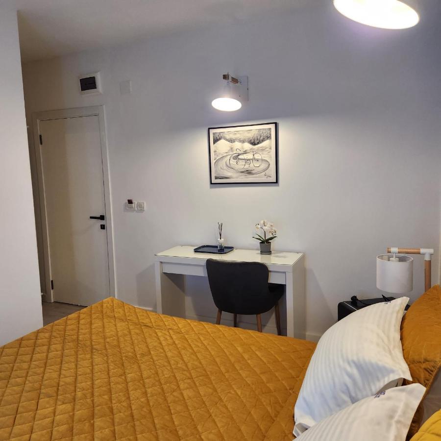 My Room Accommodation Curtea de Argeş المظهر الخارجي الصورة